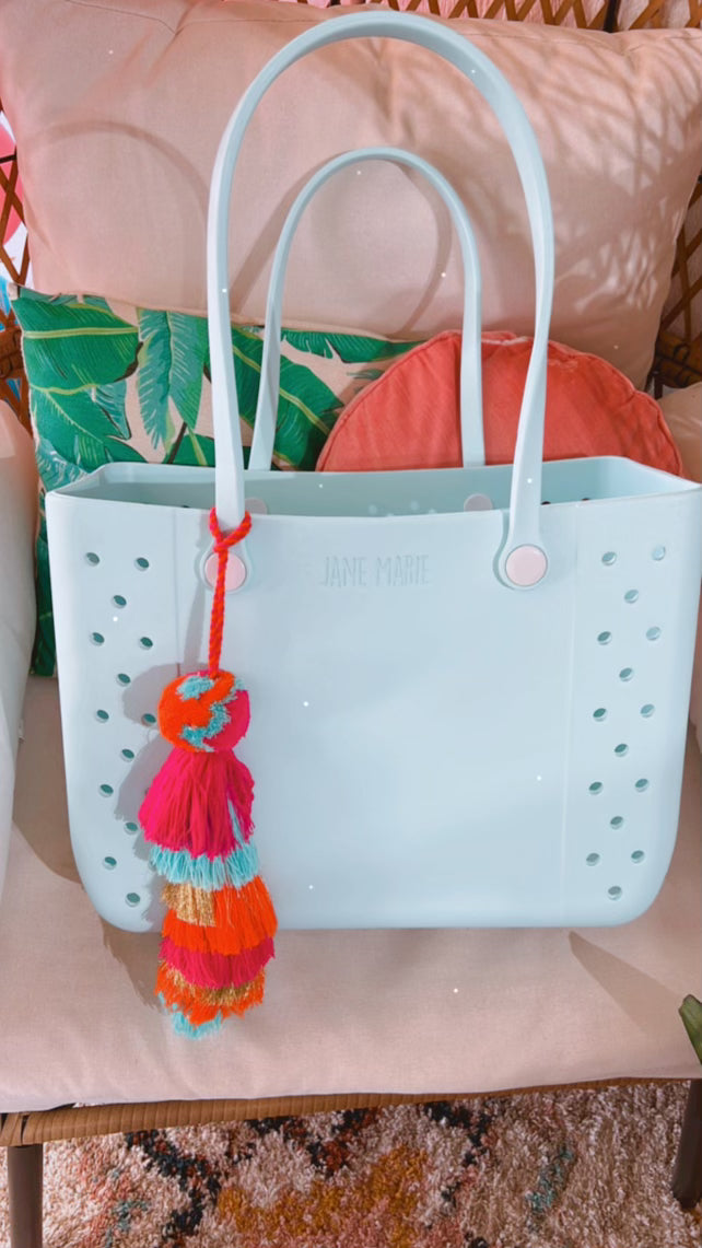 Jane Marie Tote- Breath of Fresh Air