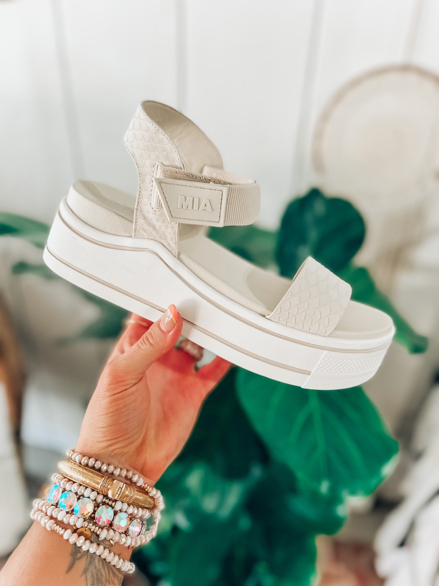 Odelia Platform Sandals- Ivory