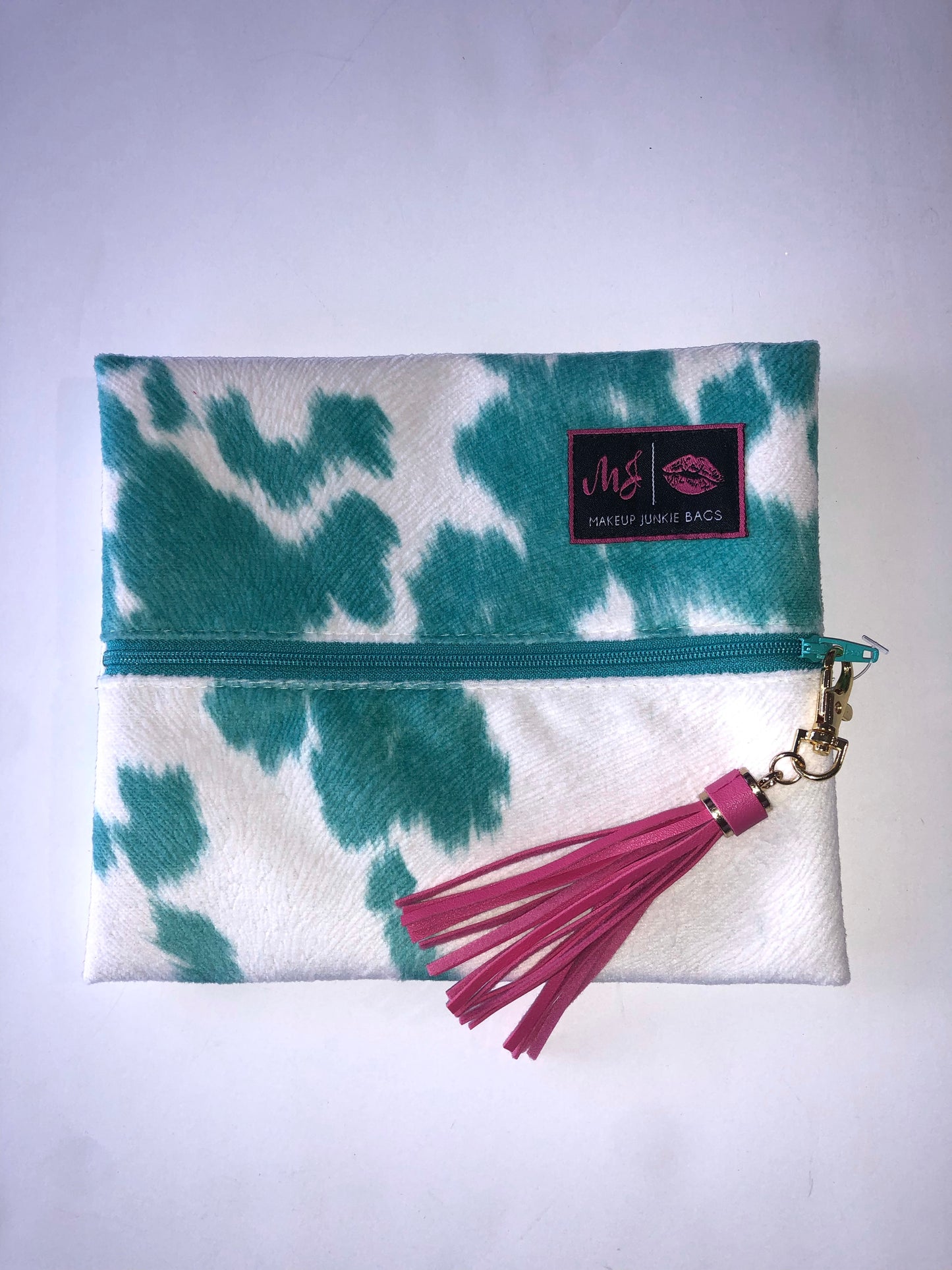Makeup Junkie- Bonnie and Hide Turquoise