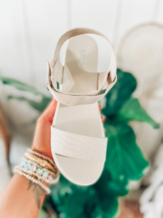 Odelia Platform Sandals- Ivory
