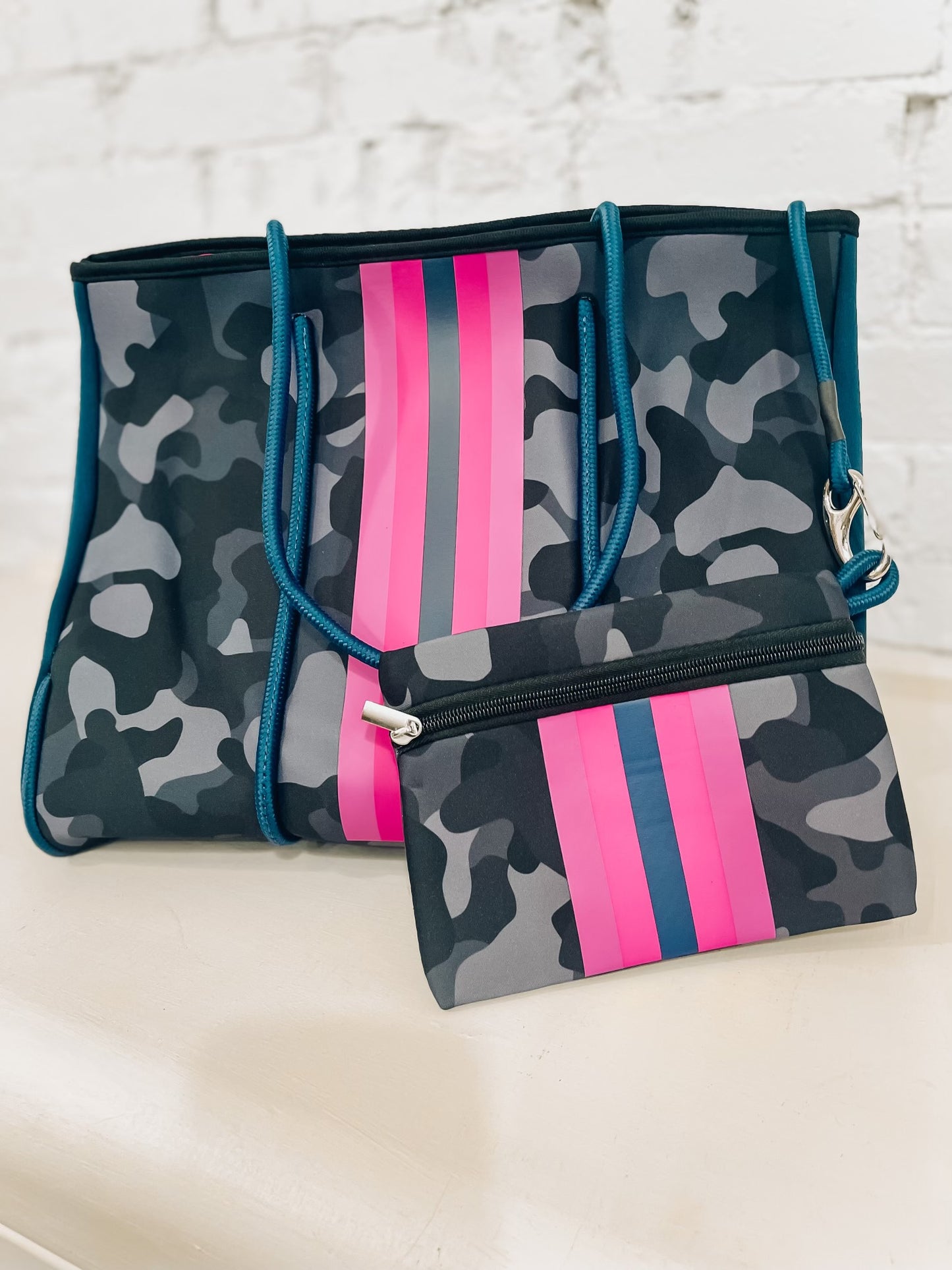 Neoprene Tote Set-Navy Pink Stripe