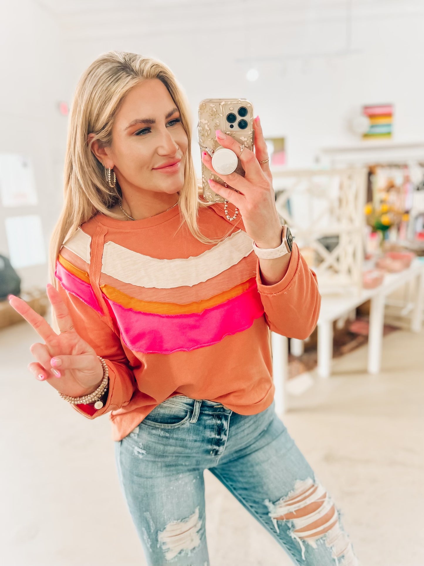 Kate Rainbow Pullover