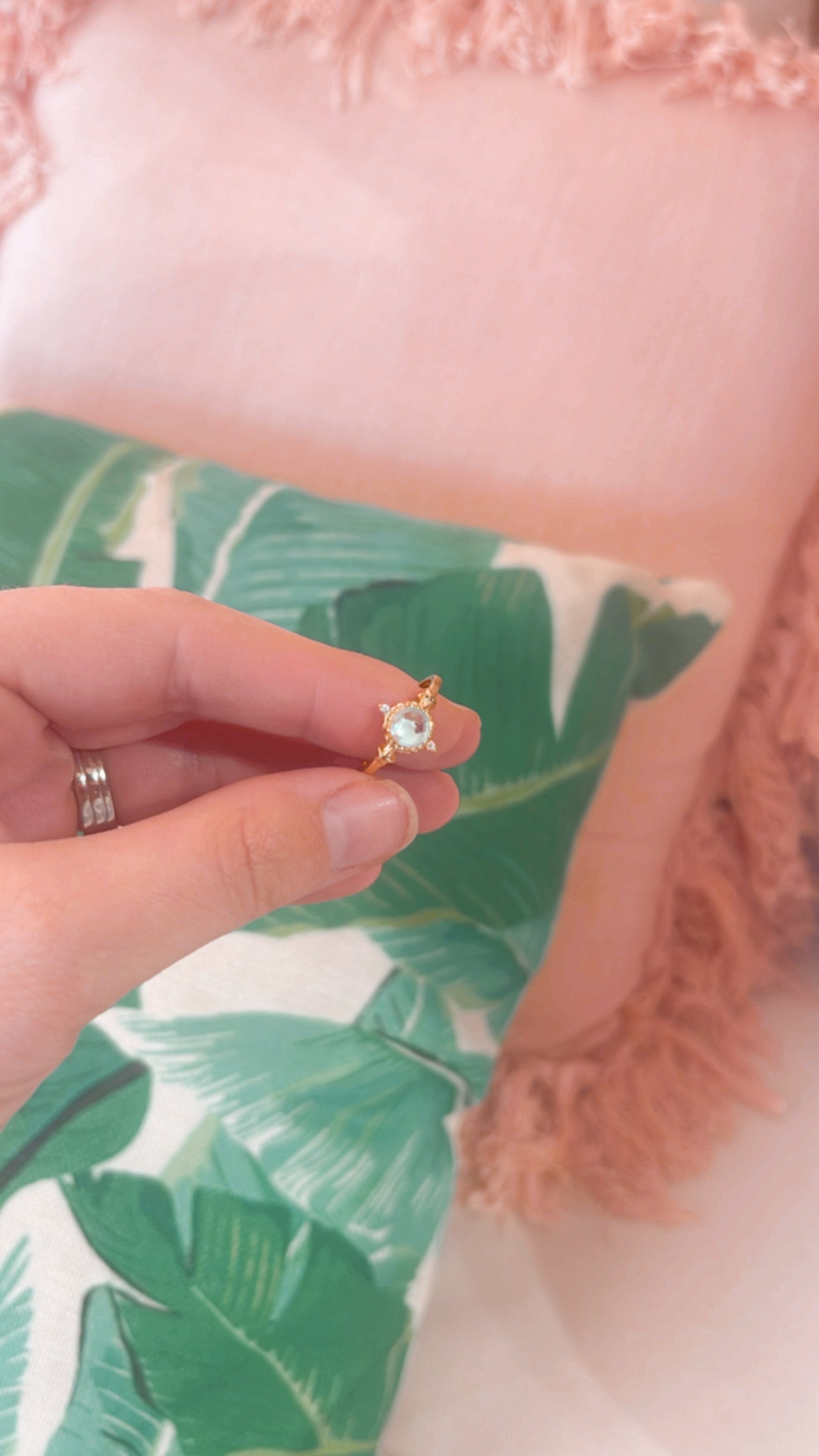 Opal Ring-Queen