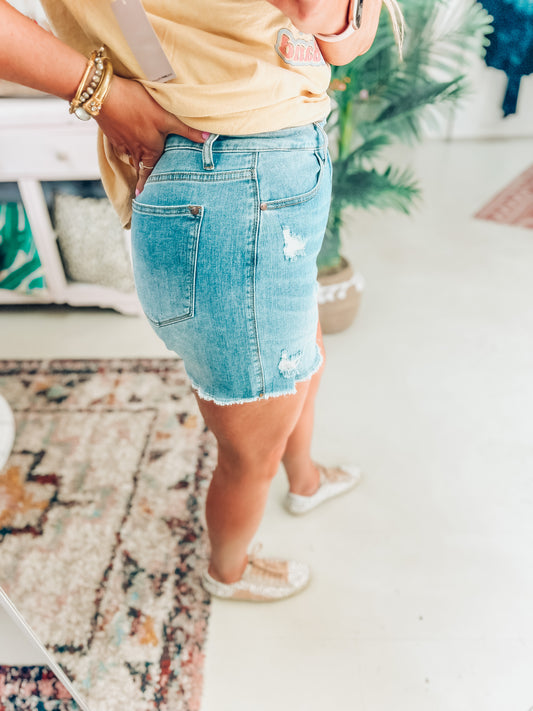 Judy Blue Light Wash Shorts