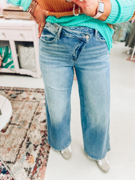 Quinn Crossover Wide Leg Jeans