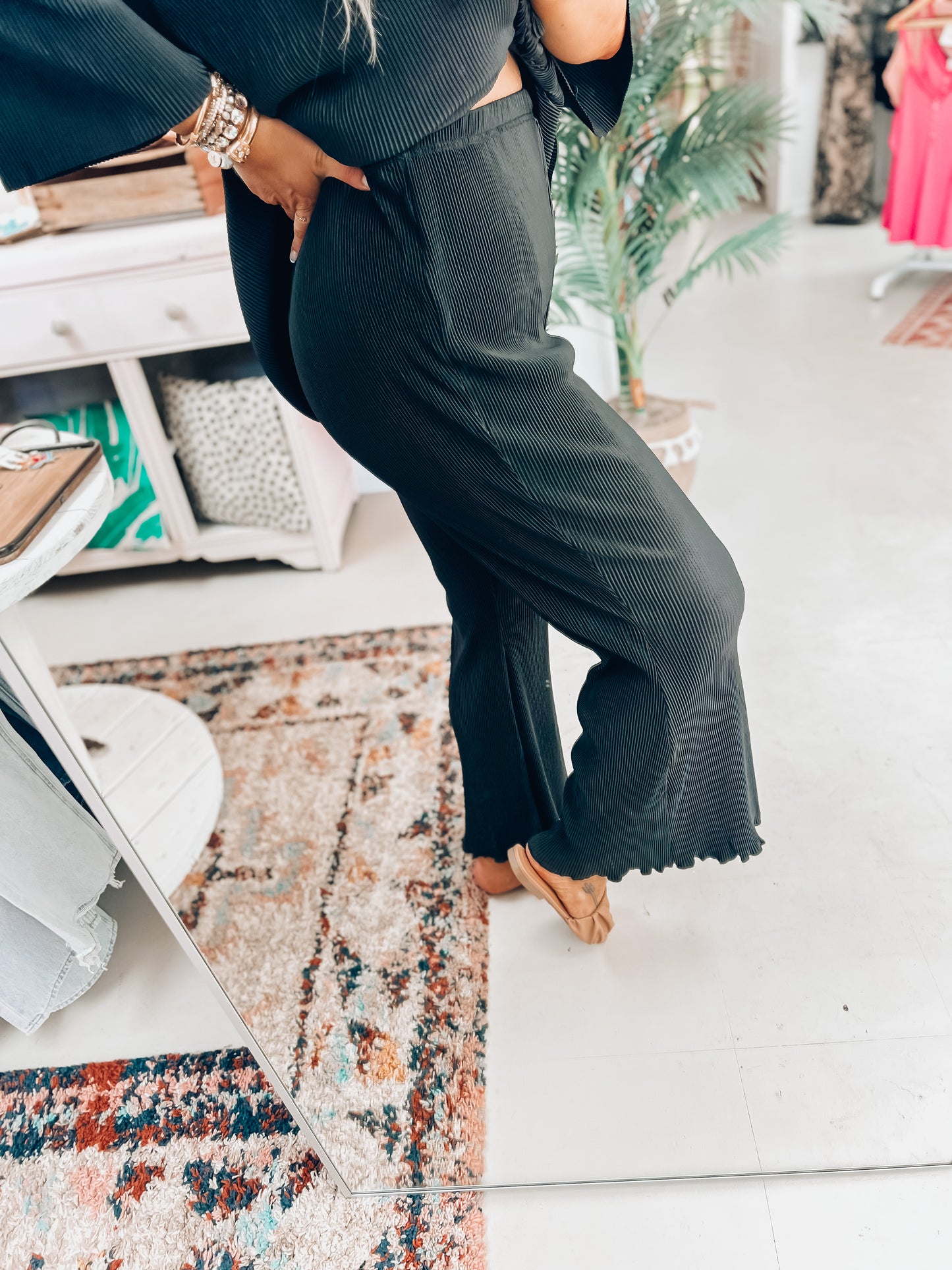Sophia Crinkle Pants