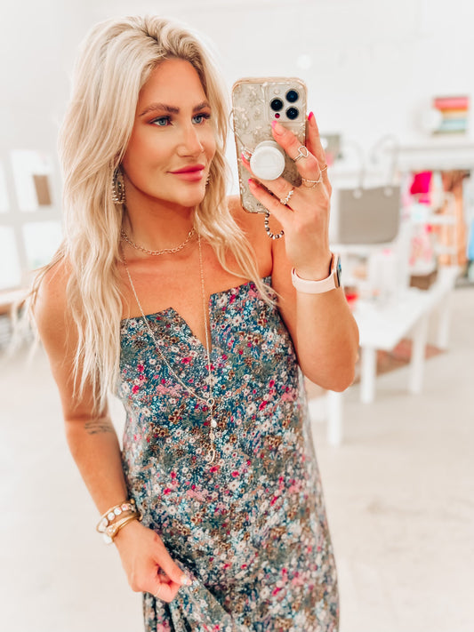 Luca Hollyhock Maxi