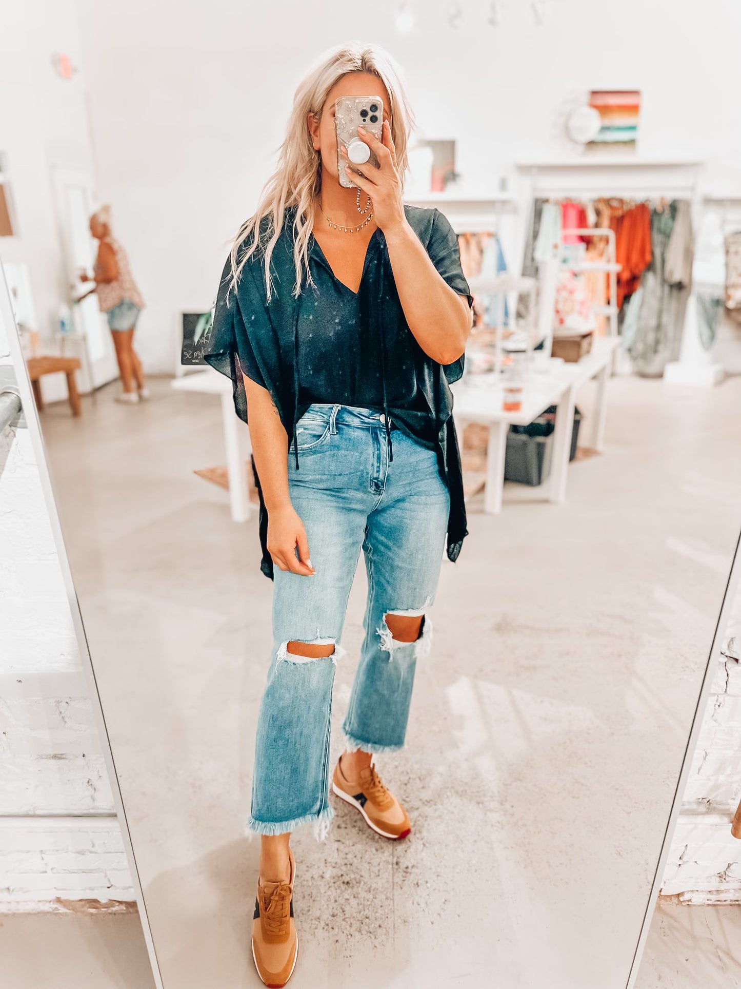 Winnie Black Top