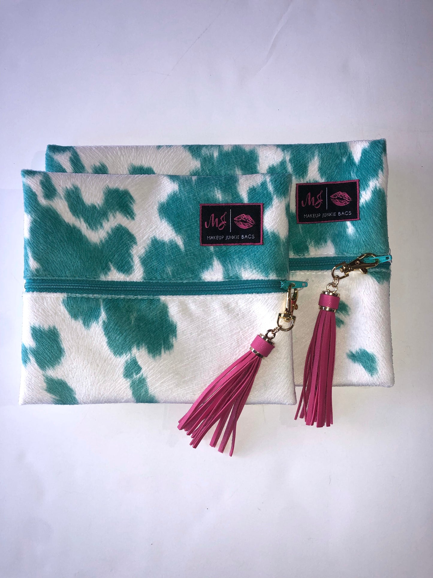 Makeup Junkie- Bonnie and Hide Turquoise
