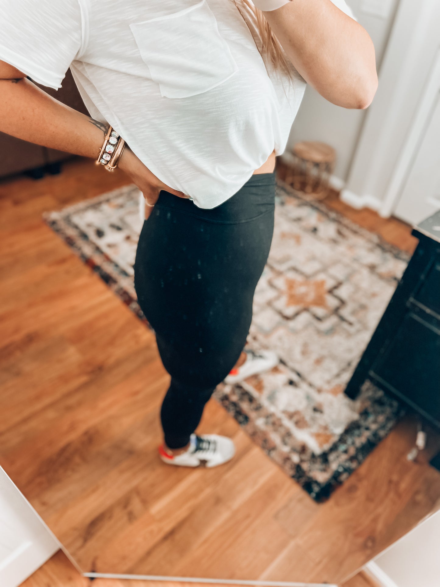 Aspen V Leggings- Black