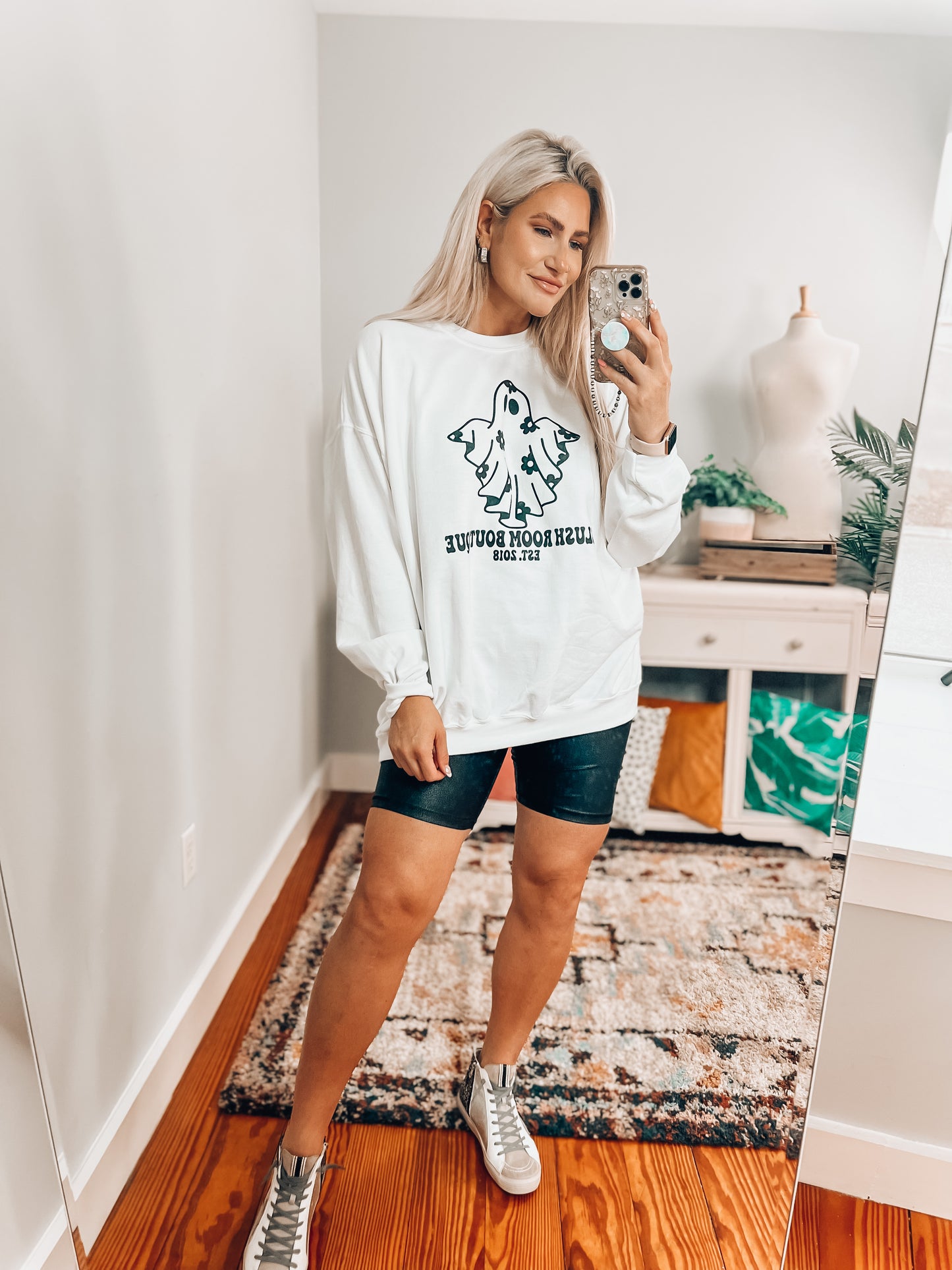 Blush Room Boo Pullover