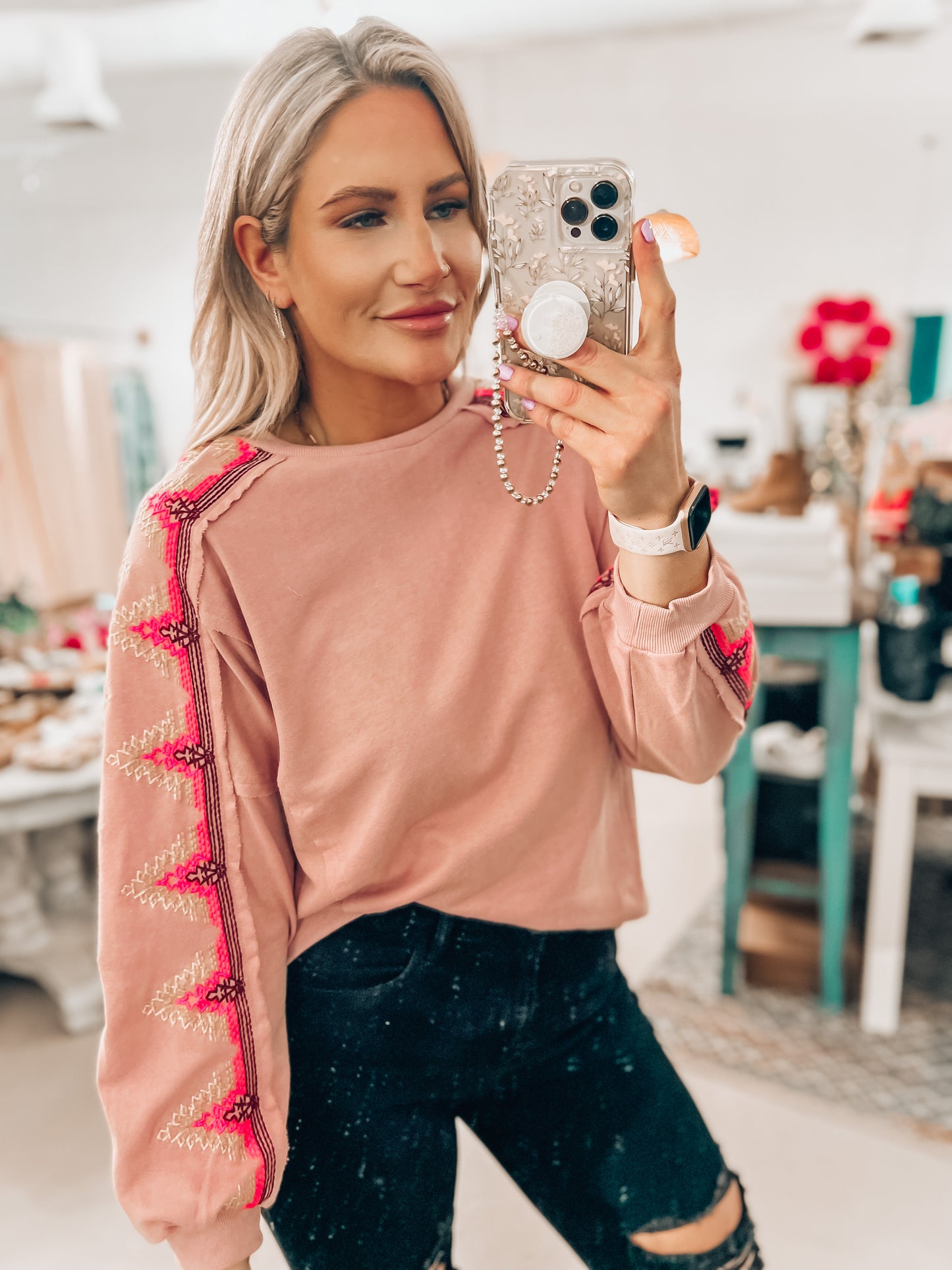 Zuri Pullover