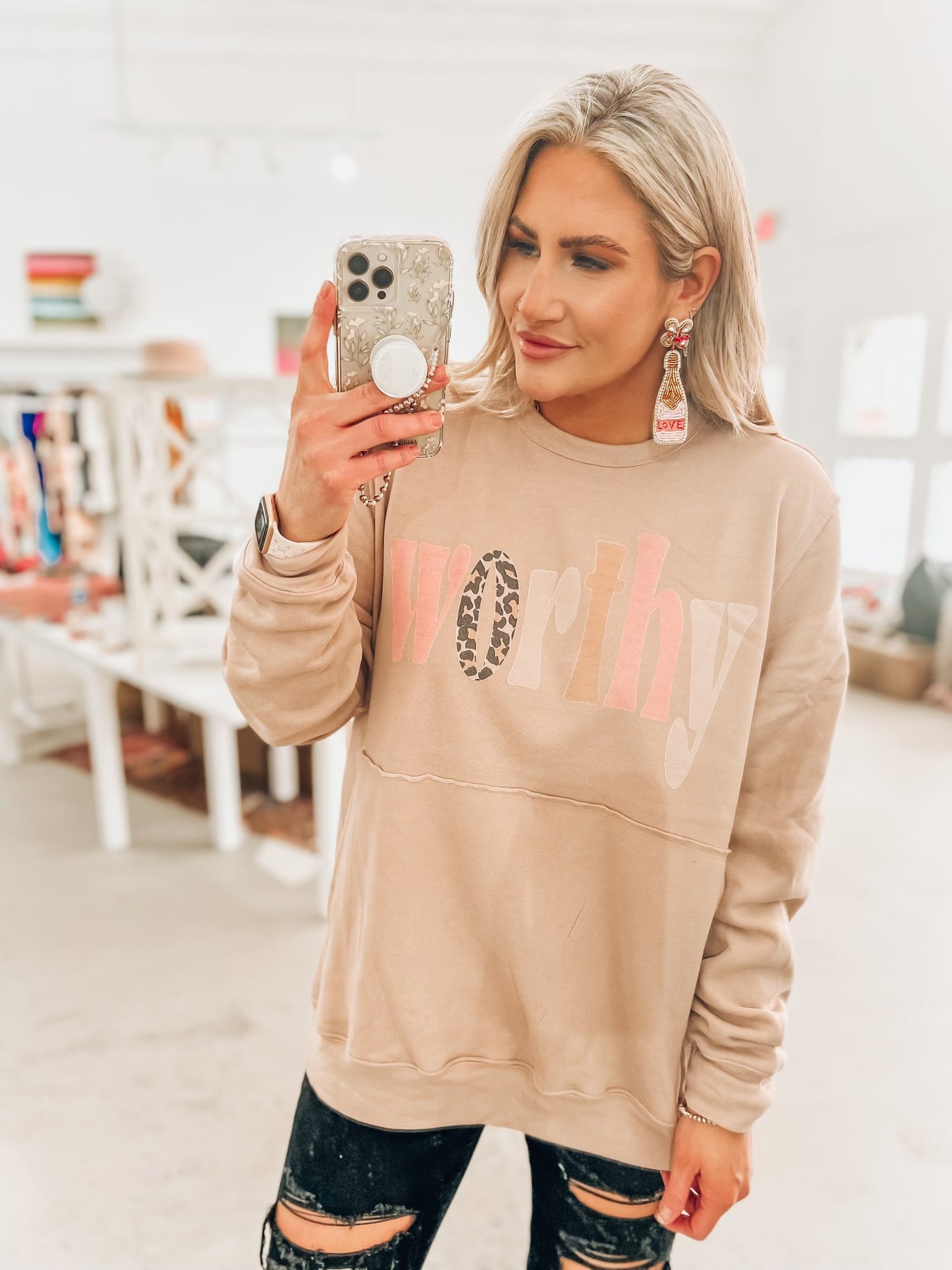 Worthy Pullover