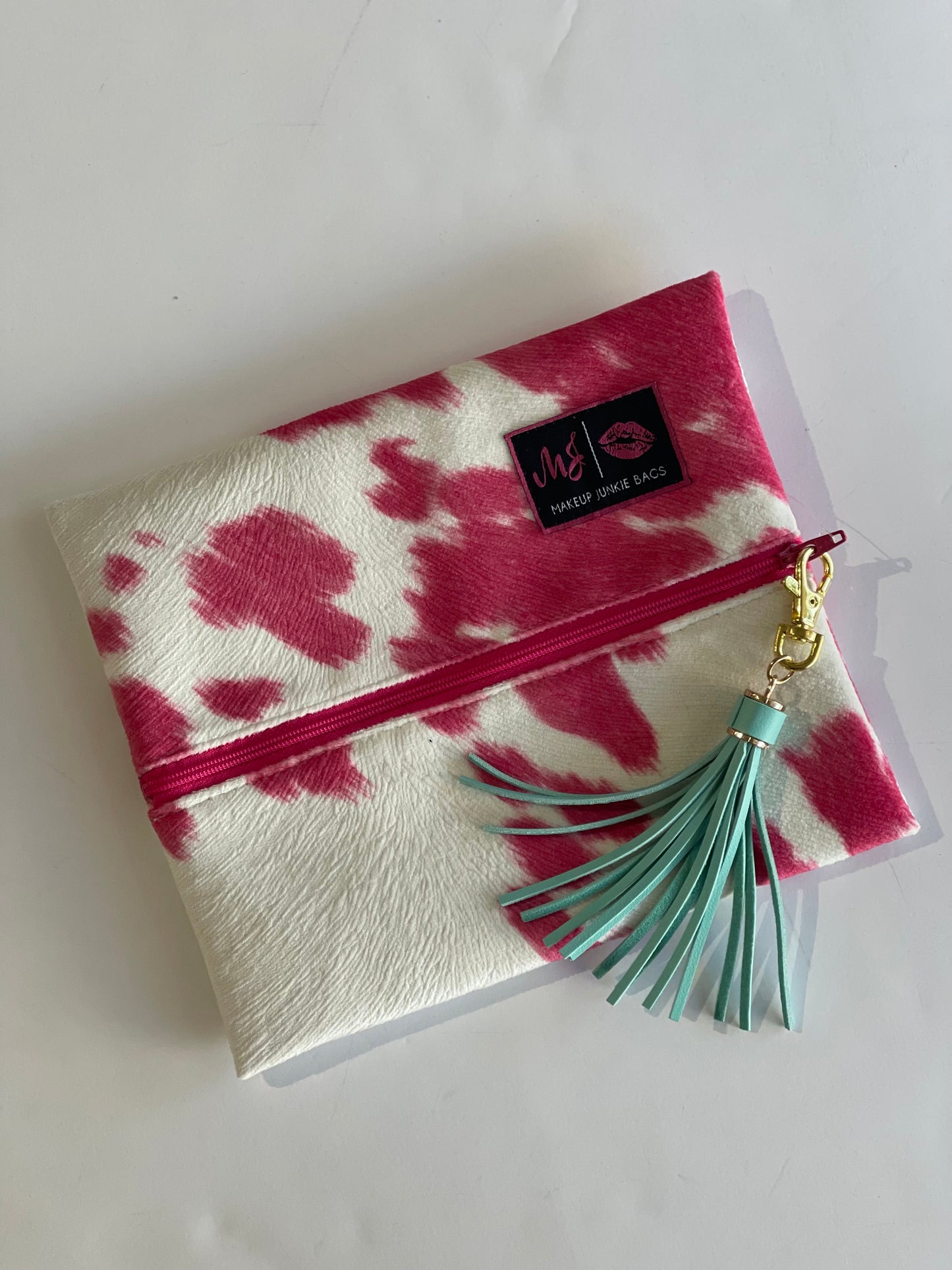 Makeup Junkie- Bonnie and Hide Hot Pink