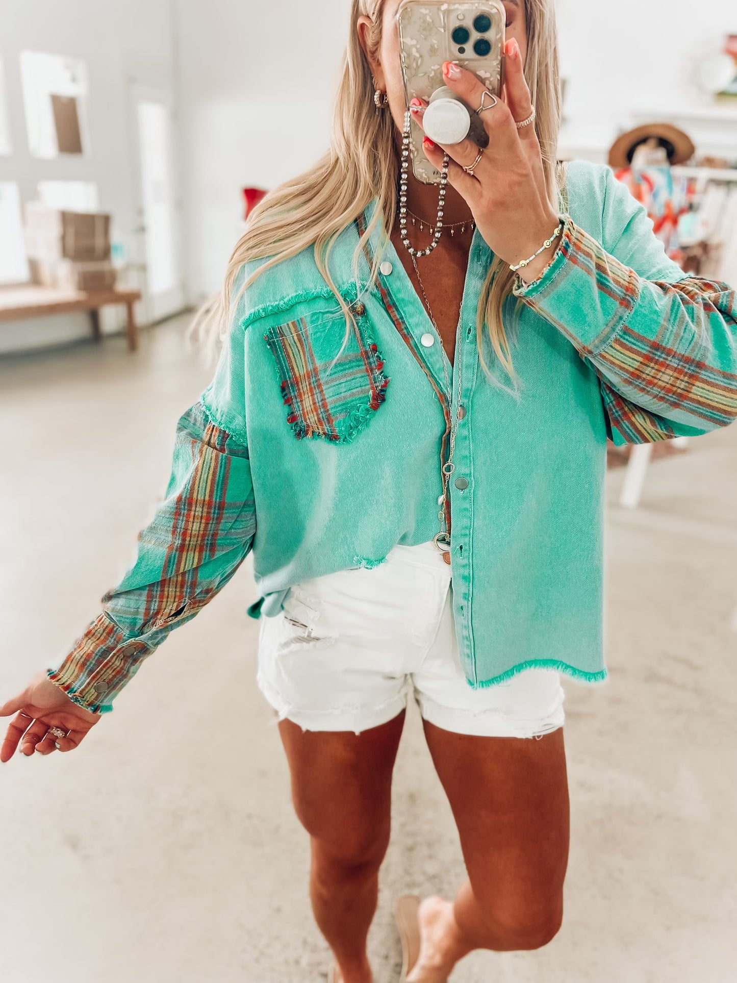 Tropic Like It's Hot Button Top
