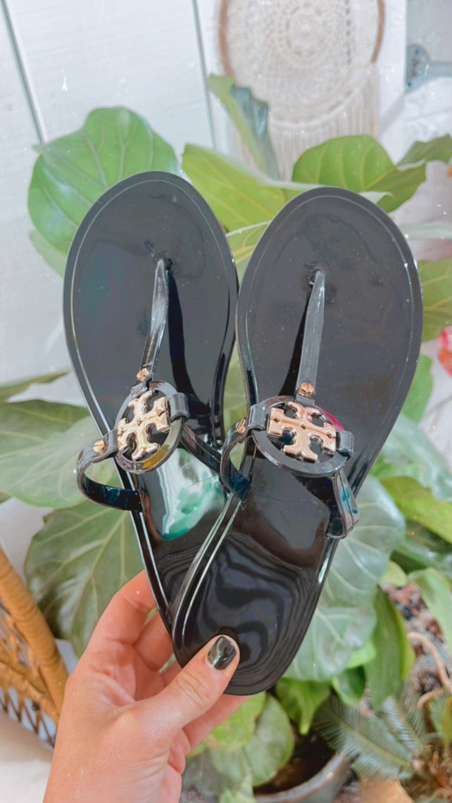 Liza Sandals- Black