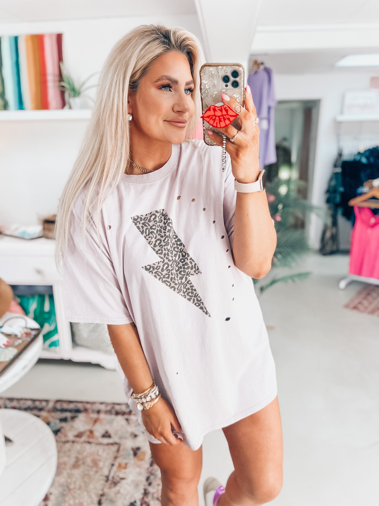 Leo Lights' Distressed Tee