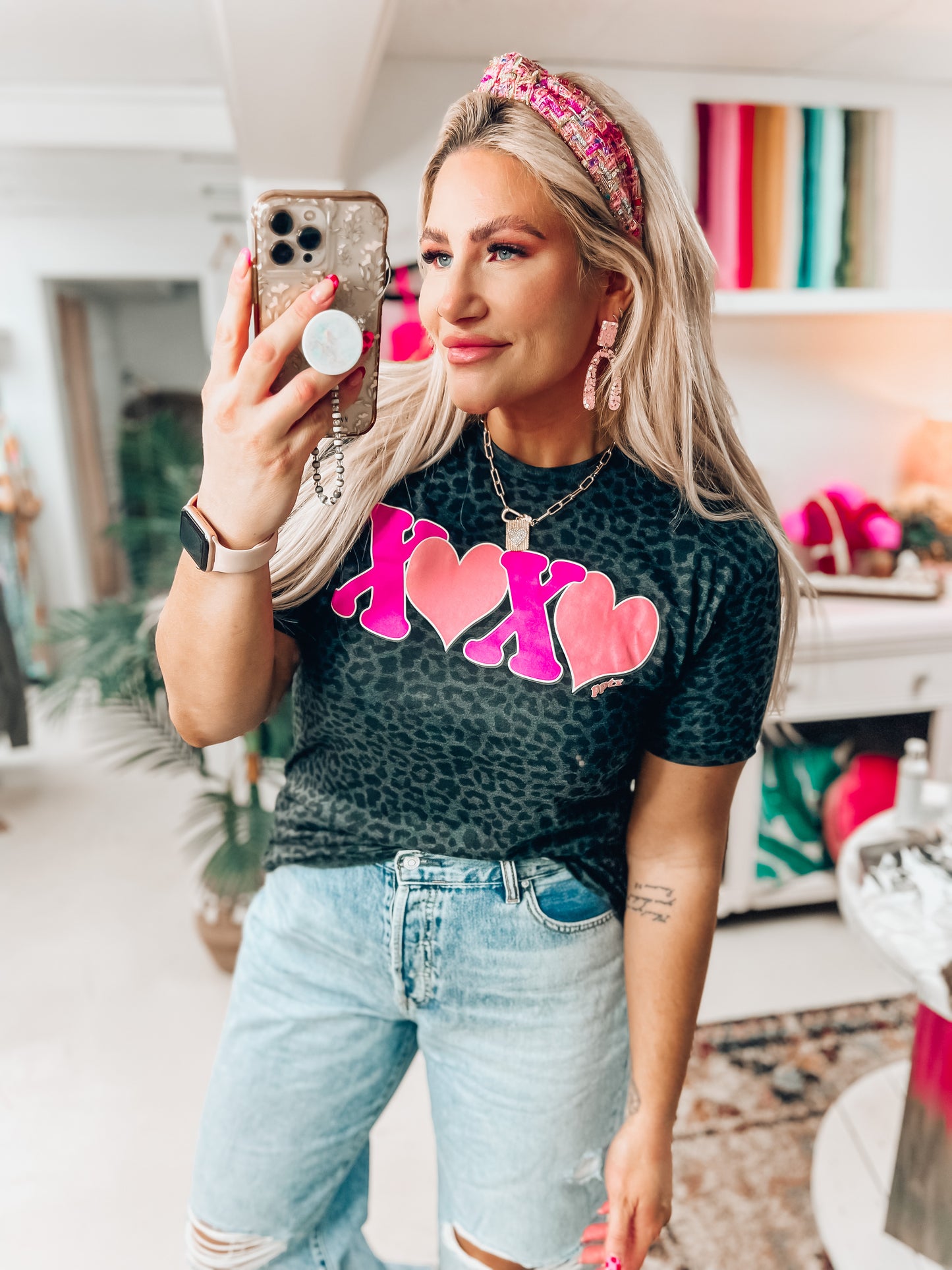 XOXO Leopard Adult Tee