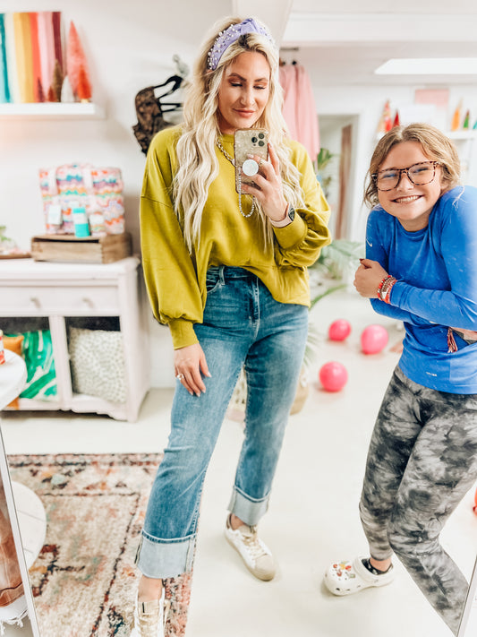 Doorbuster Balloon Sleeve Pullover