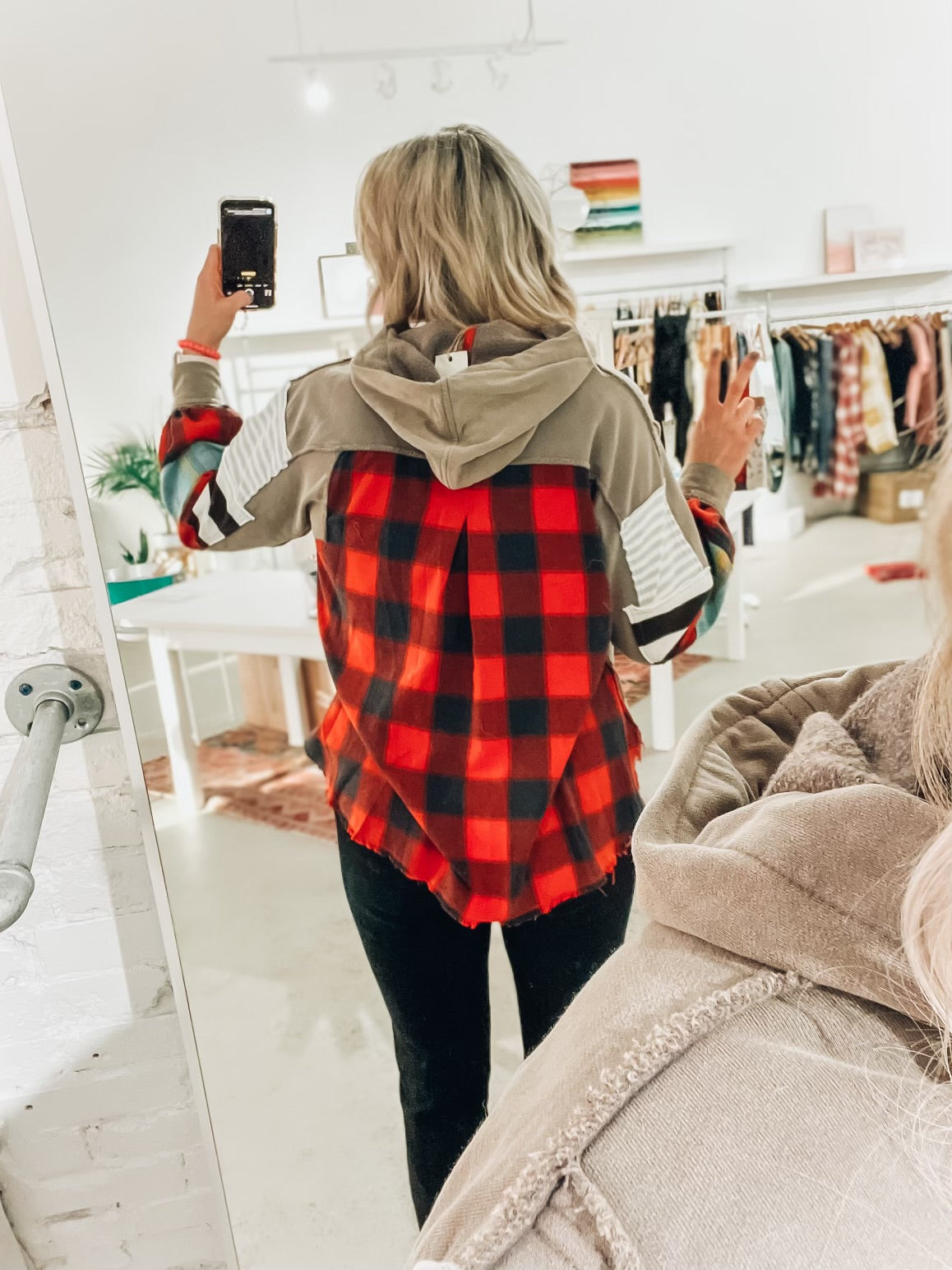 Shadi Plaid Pullover